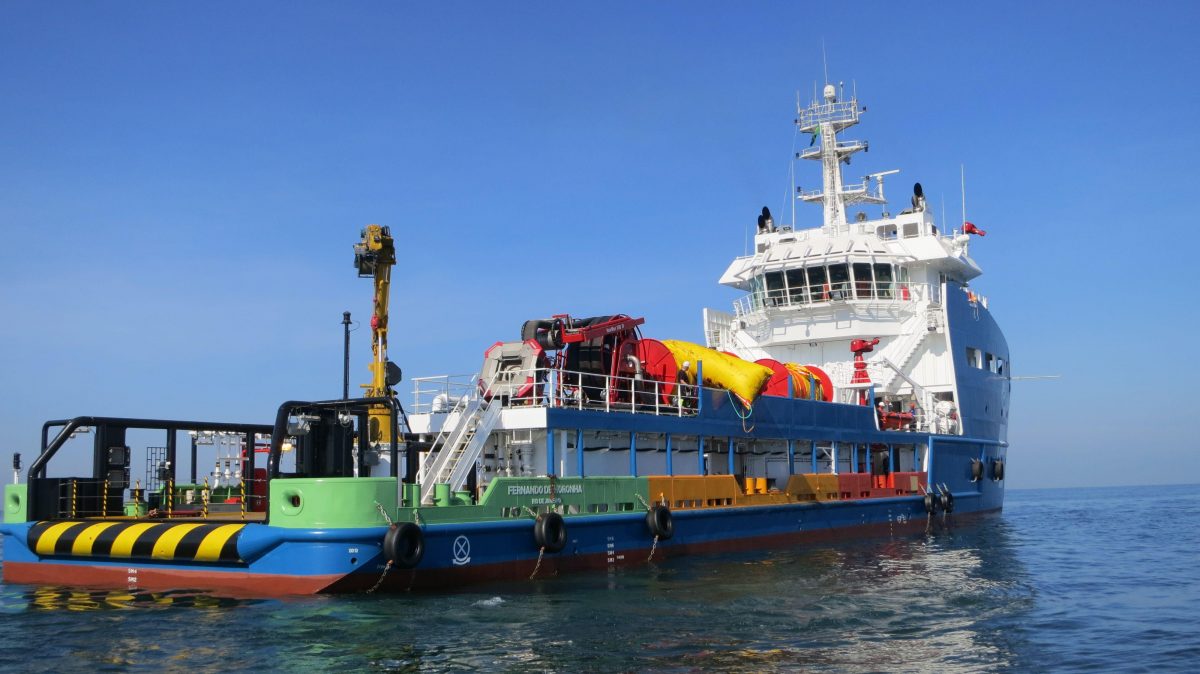 Conventional Offshore Oil Recovery System consisting of NOFO SpillRaider Offshore Boom and NorMar Offshore Skimmer